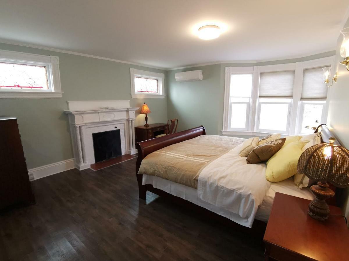 By The River B&B Fredericton Luaran gambar